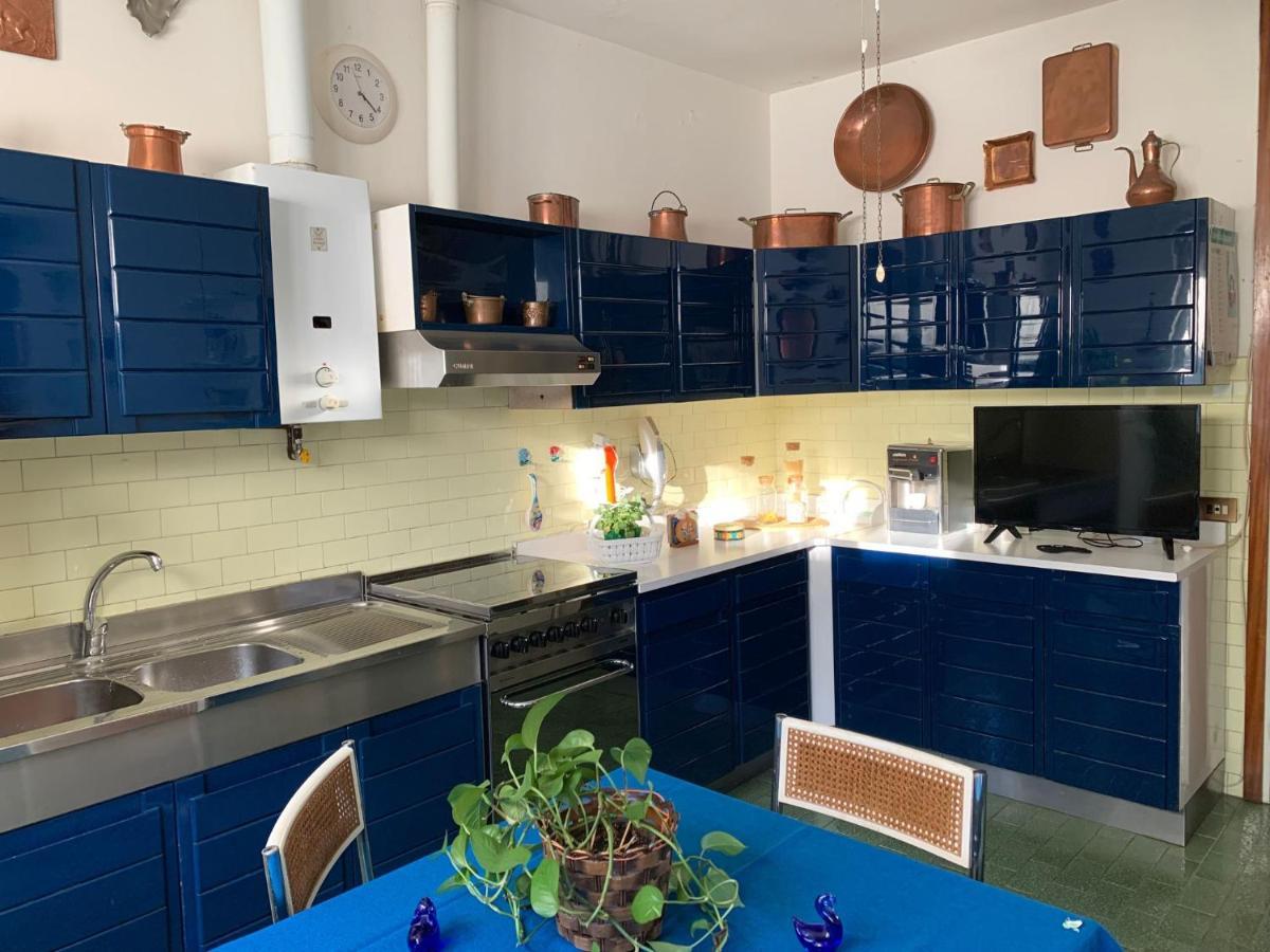 Villa The Swan - Composed By 2 Apartments Mandello del Lario Eksteriør bilde