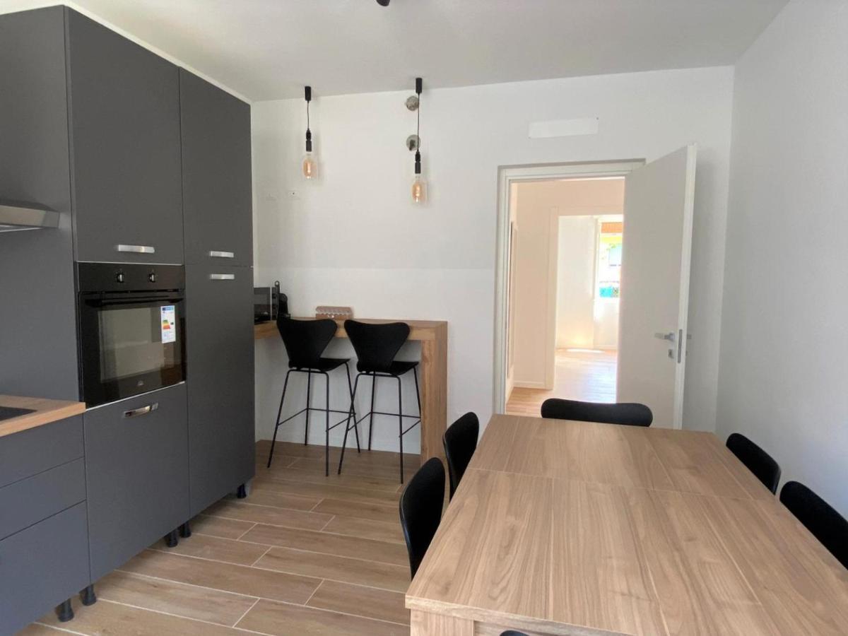 Villa The Swan - Composed By 2 Apartments Mandello del Lario Eksteriør bilde