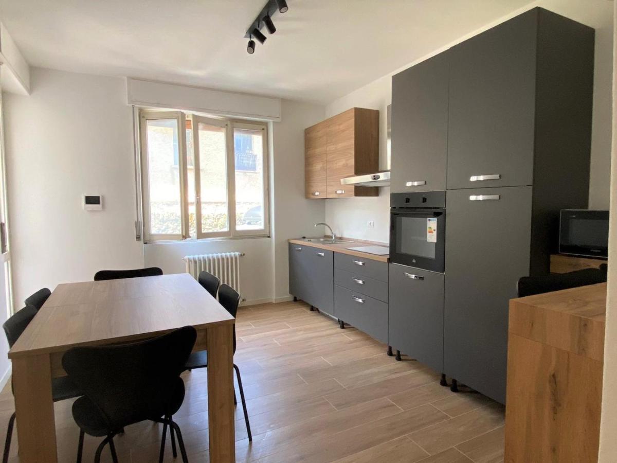 Villa The Swan - Composed By 2 Apartments Mandello del Lario Eksteriør bilde