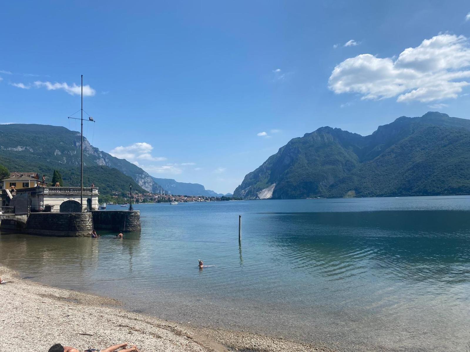 Villa The Swan - Composed By 2 Apartments Mandello del Lario Eksteriør bilde